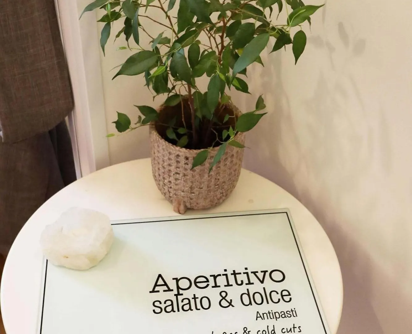Suite O'Core Naples 0*,